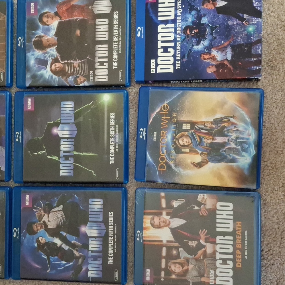 Doctor Who Blu-ray Collection - Picture 4 of 5